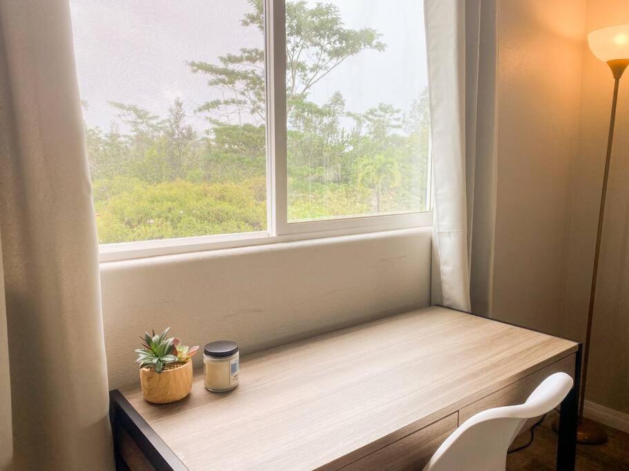 شقة Hibiscus Hale, Full Kitchen, King Bed, Parking Keaau المظهر الخارجي الصورة